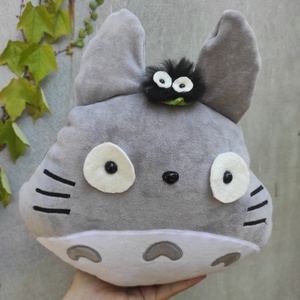 Totoro - játék & sport - plüssállat & játékfigura - más figura - Meska.hu