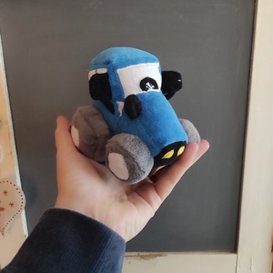 Mini Plüss traktor kék , Játék & Sport, Plüssállat & Játékfigura, Plüss autó & Motor, Varrás, MESKA