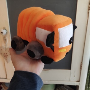 Hátul pakolható kicsi kukásautó, Játék & Sport, Plüssállat & Játékfigura, Plüss autó & Motor, Varrás, MESKA