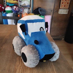 Óriás Plüss traktor kék színben , Játék & Sport, Plüssállat & Játékfigura, Plüss autó & Motor, Varrás, MESKA