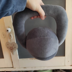 Plüss kettlebell szürke , Játék & Sport, Plüssállat & Játékfigura, Más figura, Varrás, MESKA