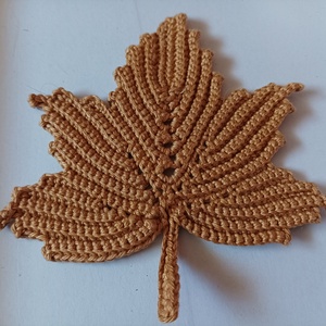 10 db horgolt őszi falevél  - otthon & életmód - dekoráció - asztal és polc dekoráció - asztal és polc dekoráció - Meska.hu