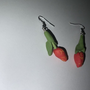 Tulipános süthető gyurma fülbevaló - ékszer - fülbevaló - lógó fülbevaló - Meska.hu