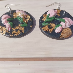 Virágos süthető gyurma fülbevaló  - ékszer - fülbevaló - lógó fülbevaló - Meska.hu