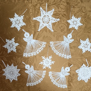 12 db-os horgolt karácsonyfadísz: horgolt hópehely és angyalka - karácsony - karácsonyi lakásdekoráció - karácsonyfadíszek - Meska.hu