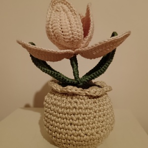 Horgolt tulipán szivecskével - Meska.hu