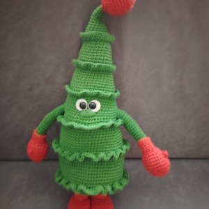 Horgolt fenyőfa manó - karácsony - karácsonyi lakásdekoráció - karácsonyfa, grincsfa - Meska.hu