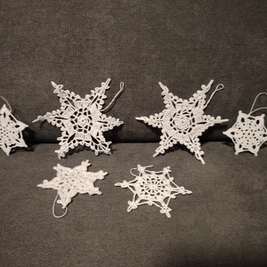 6 db Horgolt hópehely, karácsonyfa dísz , Karácsony, Karácsonyi lakásdekoráció, Karácsonyfadíszek, Horgolás, MESKA