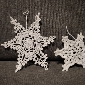 6 db Horgolt hópehely, karácsonyfa dísz  - karácsony - karácsonyi lakásdekoráció - karácsonyfadíszek - Meska.hu