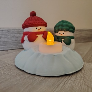 Hóemberes mécsestartó  - Meska.hu