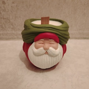 Gyertya Mikulásos kaspóban, Karácsony, Karácsonyi lakásdekoráció, Karácsonyi illatgyertya, mécses, Gipszöntés, Gyertya-, mécseskészítés, MESKA