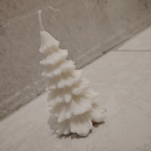 Fenyőfa gyertya - karácsony - karácsonyi lakásdekoráció - karácsonyi illatgyertya, mécses - Meska.hu