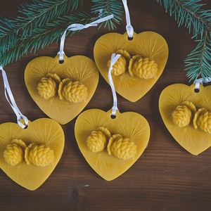 Tobozos  szív, Karácsony, Karácsonyi lakásdekoráció, Karácsonyfadíszek, Gyertya-, mécseskészítés, MESKA