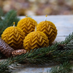 Adventi koszorúra  - karácsony - karácsonyi lakásdekoráció - ünnepi asztaldekoráció - Meska.hu