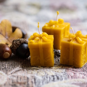 Kis ajándék /tortára is tehető gyertya/ - Meska.hu