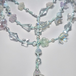 Horgolt nyaklánc, légies, halvány pasztell árnyalatokkal - ékszer - nyaklánc - hosszú nyaklánc - Meska.hu