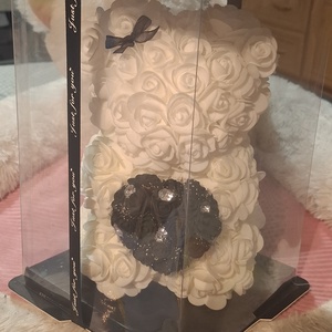 ?Habrózsa macika szivecskével a kezében?, Otthon & Életmód, Virágdekoráció, Virágok, Virágbox, Mindenmás, MESKA