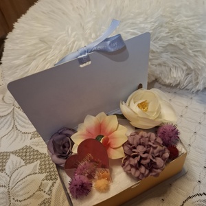 ?Anyáknapi könyv alakú box?, Otthon & Életmód, Virágdekoráció, Virágok, Virágbox, Mindenmás, MESKA