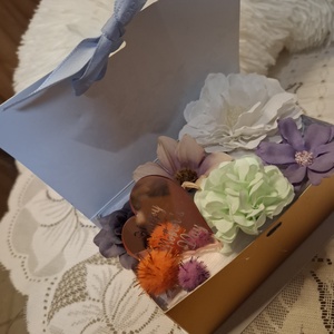 �Anyáknapi könyv alakú box� - otthon & életmód - virágdekoráció - virágok - virágbox - Meska.hu