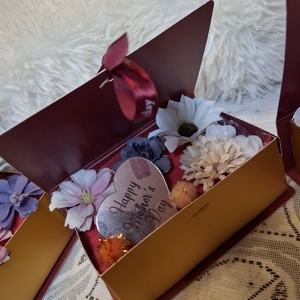 �anyáknapi könyvalakú virágbox� - otthon & életmód - virágdekoráció - virágok - virágbox - Meska.hu