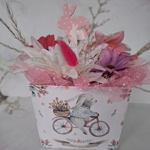 Bicikliző nyuszikás húsvéti virágbox - otthon & életmód - dekoráció - húsvéti asztaldíszek - Meska.hu