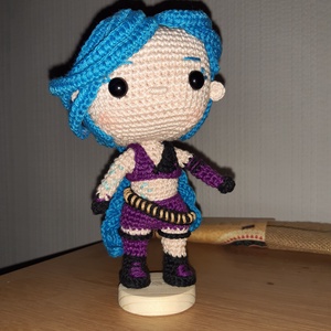 Jinx amigurumi figura - Meska.hu
