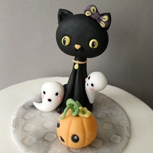 Masnis fekete cica szellemekkel és tökkel  Halloween tortadísz - otthon & életmód - konyhafelszerelés, tálalás - sütés, főzés - sütidísz - Meska.hu