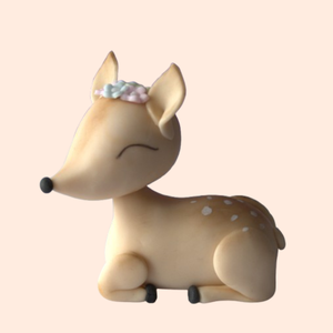 Kézműves fondant őz cukorfigura virágkoszorúval  tortadísz lányos dekorációhoz, Otthon & Életmód, Konyhafelszerelés, tálalás, Sütés, főzés, Sütidísz, Gyurma, MESKA