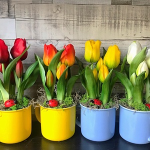 Cserepes mű tulipán bögrében - Meska.hu