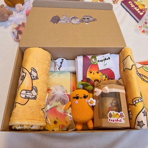 Mangó Mari Box - baba - mama - babalátogató ajándékcsomag - Meska.hu