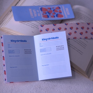 Bookish Passport olvasónapló + 2 könyvjelző - könyv & zene - könyvjelző - Meska.hu