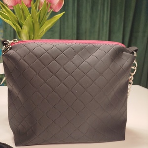 Pinki crossbody - táska & tok - kézitáska & válltáska - vállon átvethető táska - Meska.hu