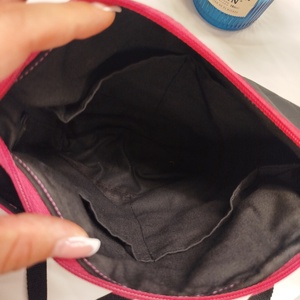 Pinki crossbody - táska & tok - kézitáska & válltáska - vállon átvethető táska - Meska.hu