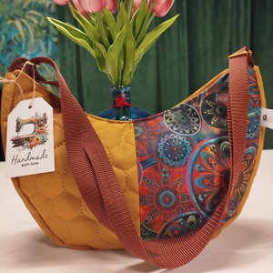 Mandalás moonbag - táska & tok - kézitáska & válltáska - vállon átvethető táska - Meska.hu