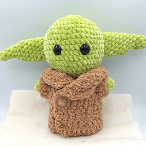 Baby Yoda 2 méretben - játék & sport - plüssállat & játékfigura - plüss mesefigurák - Meska.hu