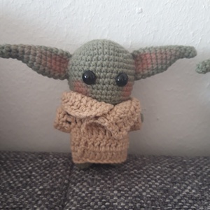 Baby Yoda 2 méretben, Játék & Sport, Plüssállat & Játékfigura, Plüss mesefigurák, Horgolás, MESKA
