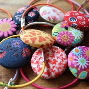 Hajgumi Textil gomb hajba való  kutya mancsos hajgumi kislányoknak  -  - Meska.hu