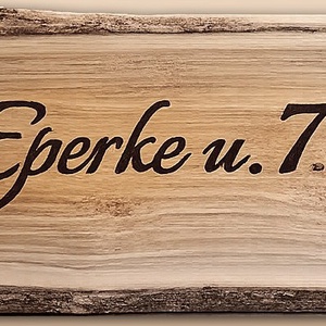 Gravírozott fa utcanév tábla, Otthon & Életmód, Ház & Kert, Névtábla, Gravírozás, pirográfia, MESKA