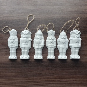 Gipsz karácsonyfadíszek - 6 db - diótörő  - Meska.hu