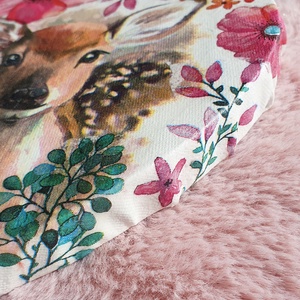 Szív alakú virágos, őzikés kép -  decoupage technikával - művészet - festmény - akril - Meska.hu