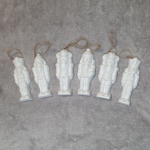 Gipsz karácsonyfadíszek - 6 db - diótörő , Karácsony, Karácsonyi lakásdekoráció, Karácsonyfadíszek, Gipszöntés, MESKA