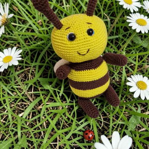 Amigurumi méhecske ajándékba - akár egyedi színekben - játék & sport - plüssállat & játékfigura - méhecske - Meska.hu