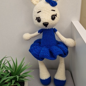 Horgolt amigurumi nyuszilány - egyedi ajándék, azonnal vihető - játék & sport - plüssállat & játékfigura - nyuszi - Meska.hu
