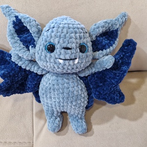 Elemér, a denevér plüss, horgolt amigurumi - játék & sport - plüssállat & játékfigura - denevér - Meska.hu