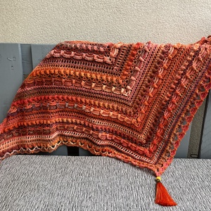 Narancssárga horgolt kendő - ruha & divat - sál, sapka, kendő - vállkendő - Meska.hu