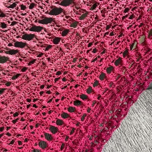 Rózsaszín horgolt kendő - ruha & divat - sál, sapka, kendő - vállkendő - Meska.hu