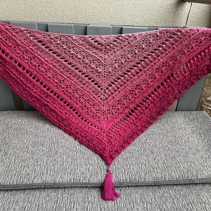 Rózsaszín horgolt kendő - ruha & divat - sál, sapka, kendő - vállkendő - Meska.hu