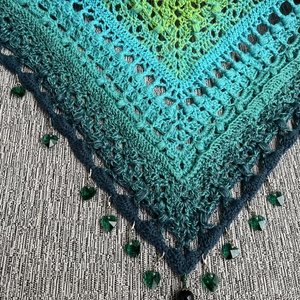 Lime-türkiz horgolt kendő - ruha & divat - sál, sapka, kendő - vállkendő - Meska.hu