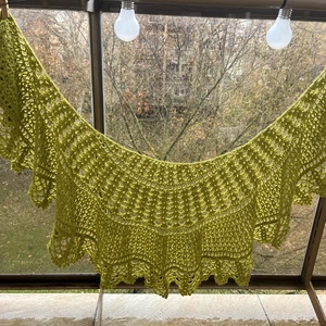 Lime zöld horgolt kendő és barett - ruha & divat - sál, sapka, kendő - sapka & sál szett - Meska.hu