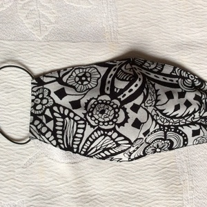 Fekete mintás maszk 2 - ruha & divat - maszk, arcmaszk - női - Meska.hu